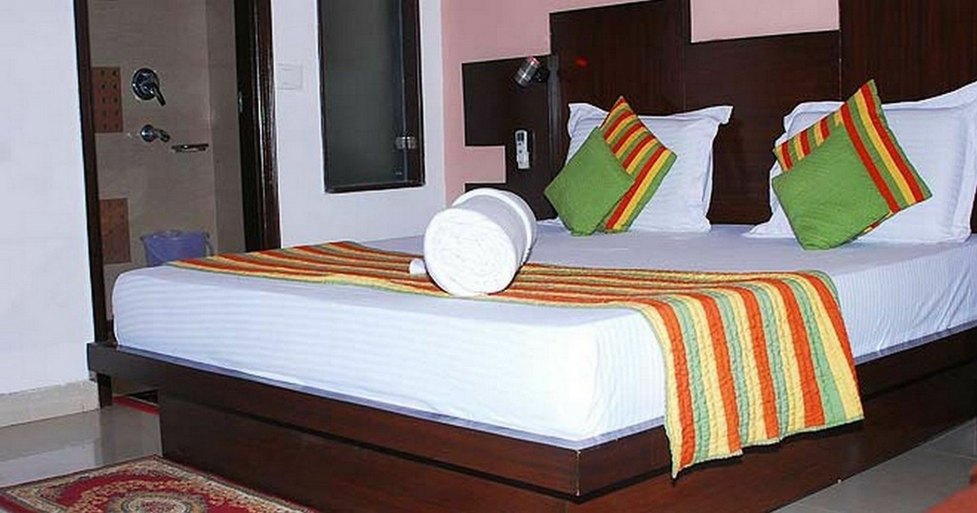 Maxfort Greenwood City Gurgaon Eksteriør bilde