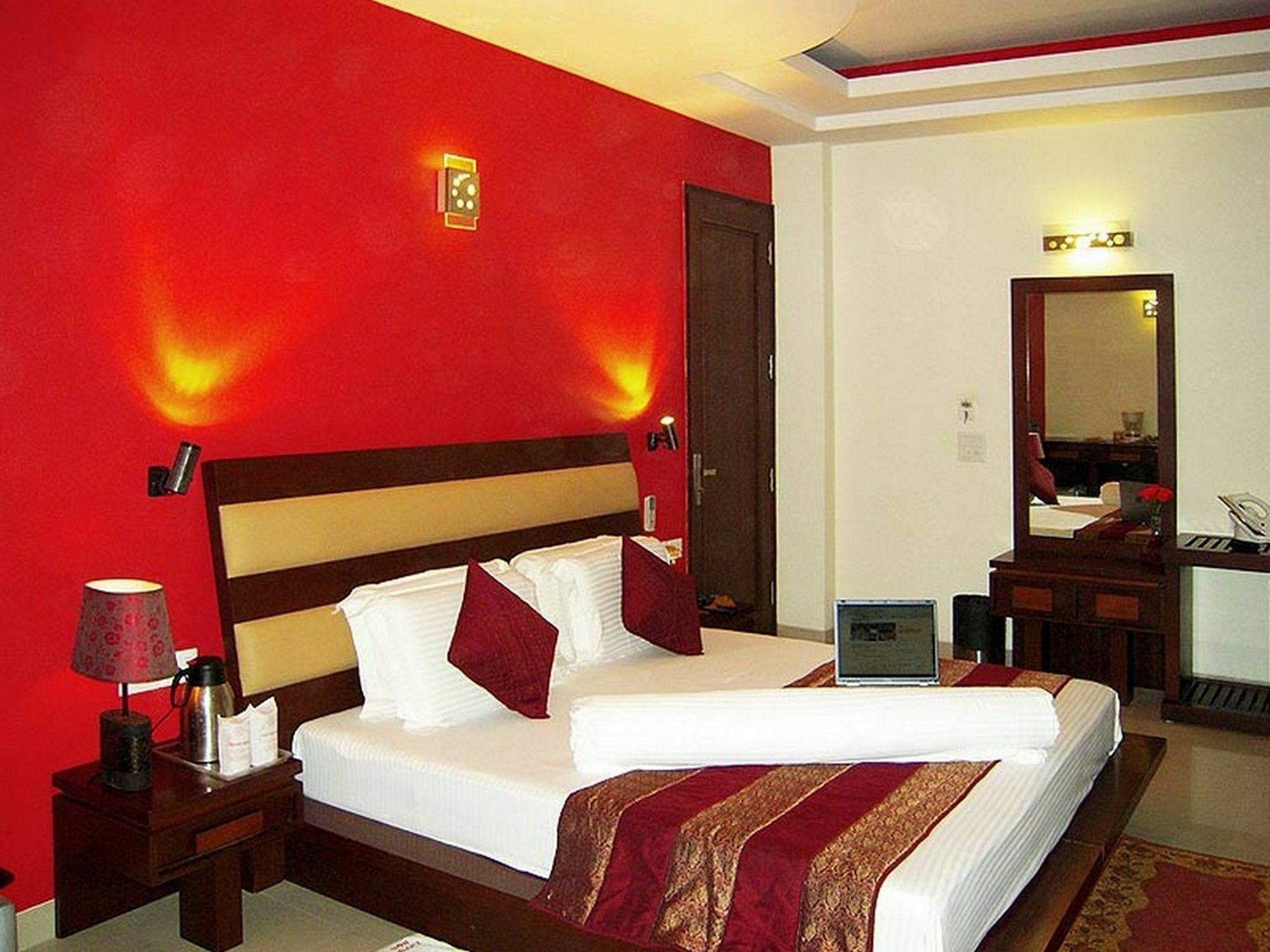 Maxfort Greenwood City Gurgaon Eksteriør bilde