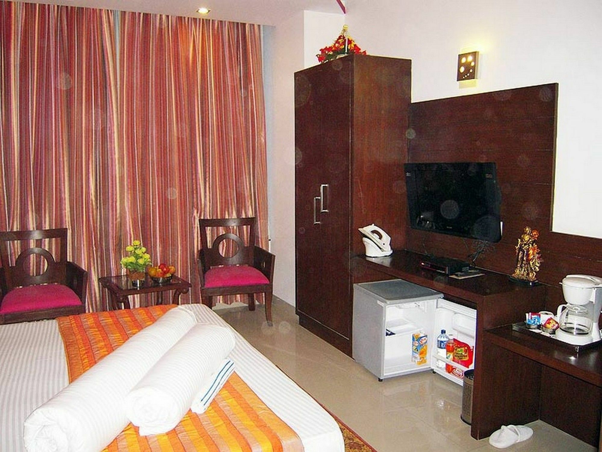 Maxfort Greenwood City Gurgaon Eksteriør bilde